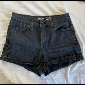 LEVI DENIZEN BLACK DENIM HIGH RISE SHORTS